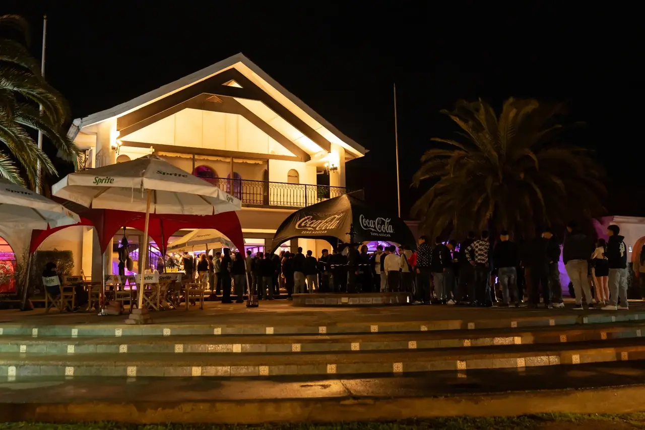 Exterior de recinto de evento